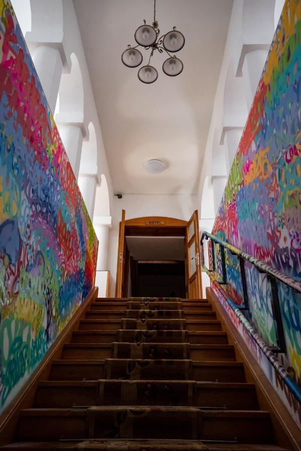 Grandhotel Sluchatko - Ex Zamecky Hotel Vranov nad Dyji Luaran gambar