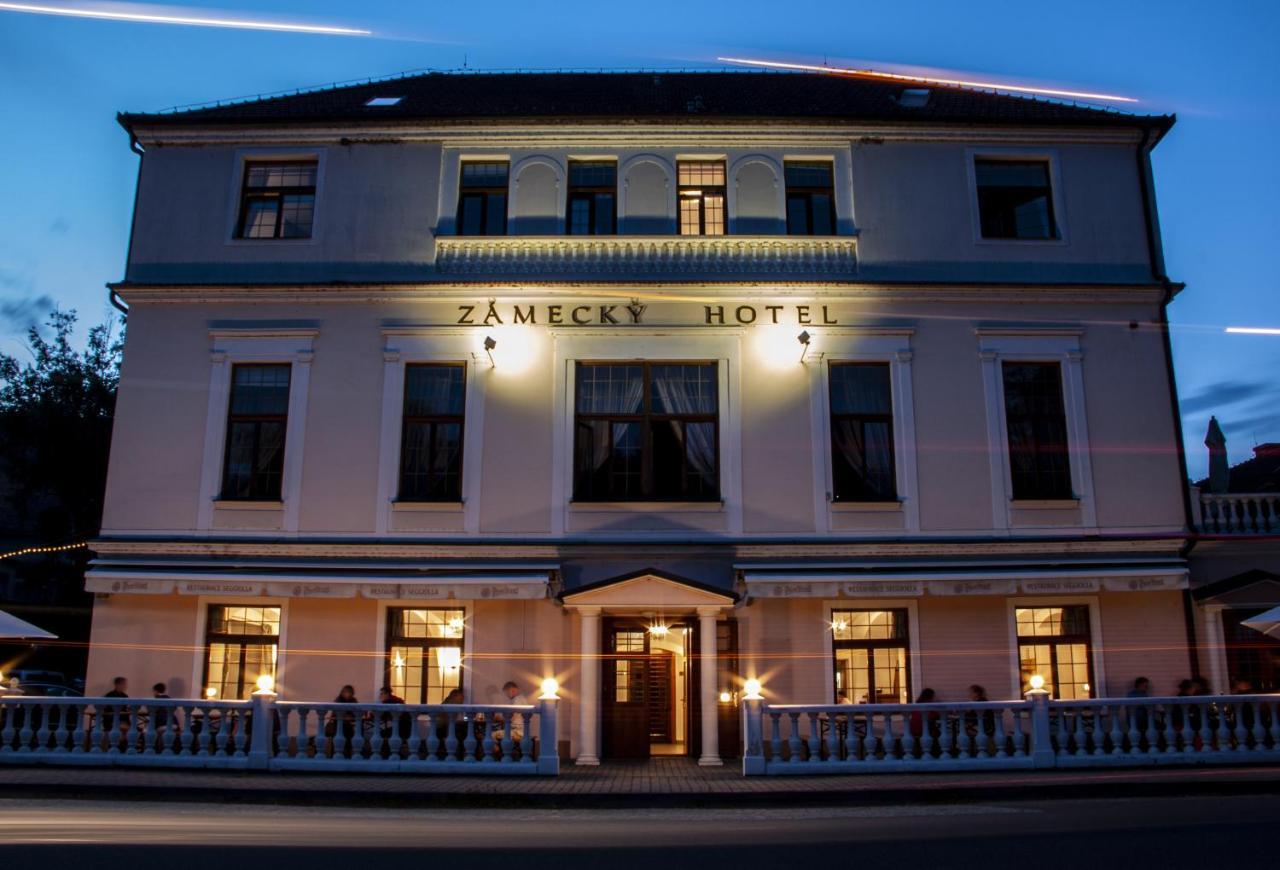Grandhotel Sluchatko - Ex Zamecky Hotel Vranov nad Dyji Luaran gambar